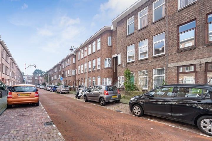 Bekijk foto 25 van Larensestraat 95