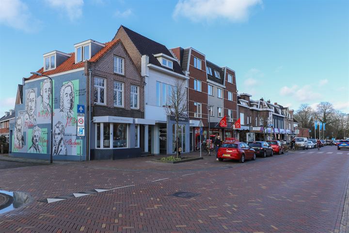 Bekijk foto 40 van van Langeveldstraat 30