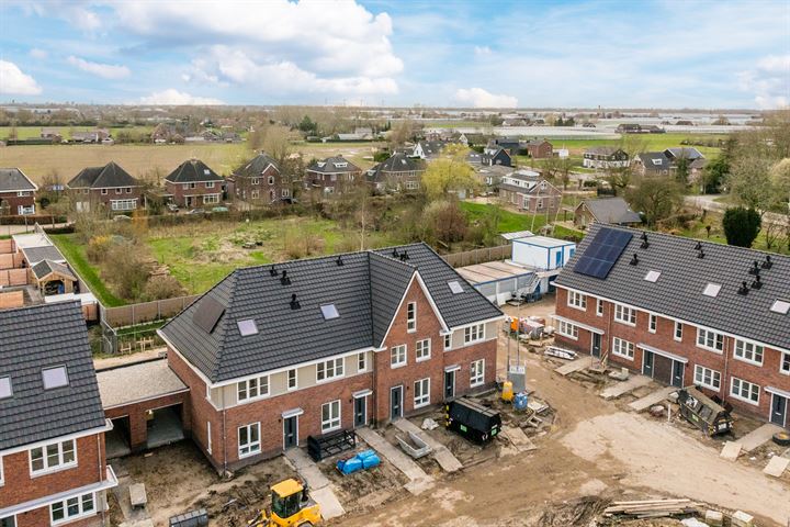 Bekijk foto 4 van Dokter Leo van der Laanstraat 18