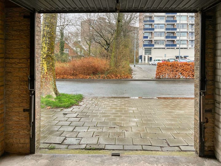 Foto 5 van Buys Ballotlaan garage S