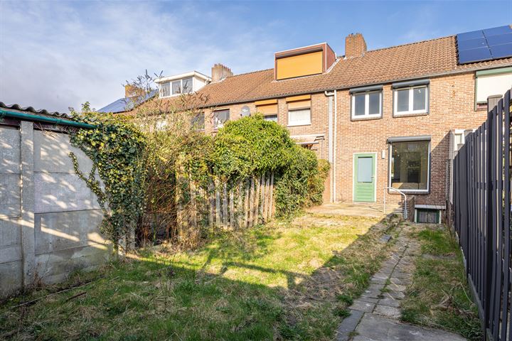 View photo 32 of Middelburgstraat 30