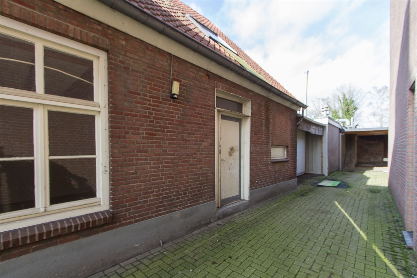 View photo 3 of Grotestraat 133