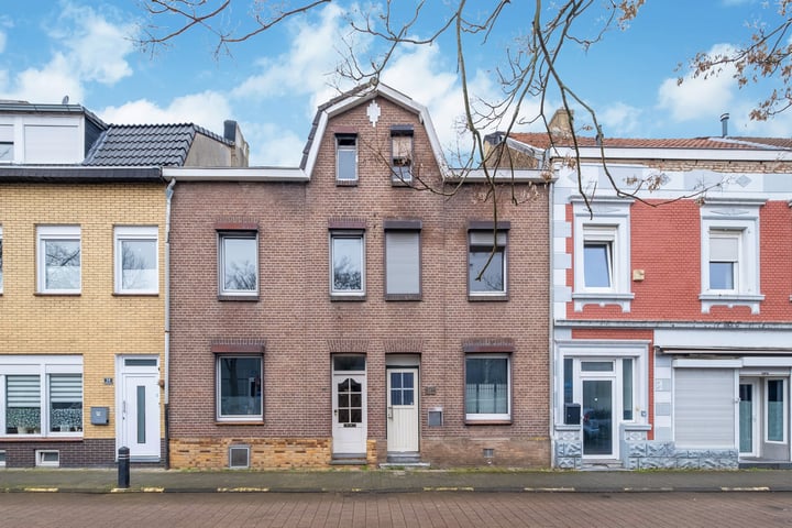 Bekijk foto 1 van Nieuwstraat 60