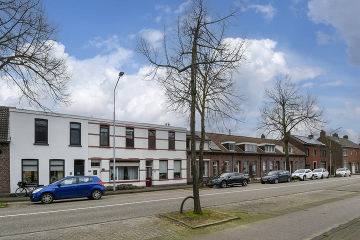 Bekijk foto 3 van Baarlosestraat 58