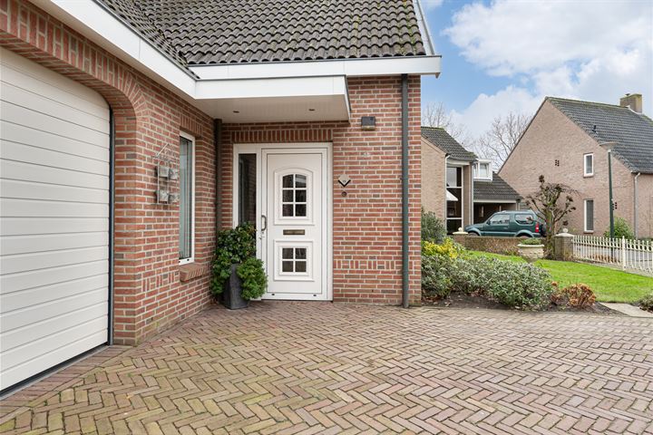 Bekijk foto 44 van Kastanjestraat 15