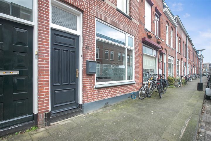 Bekijk foto 2 van Knopstraat 31