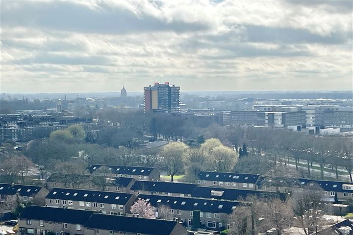 Bekijk foto 4 van Dokter van Stratenweg 846