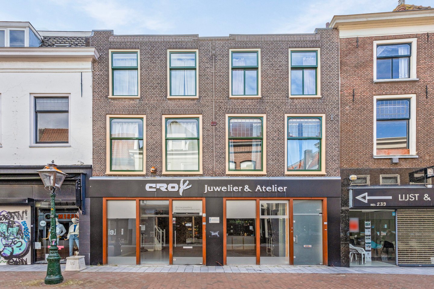 Bekijk foto 1 van Haarlemmerstraat 205