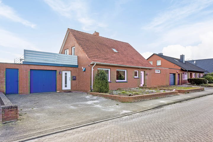 Photo 4 of Heckenweg 11