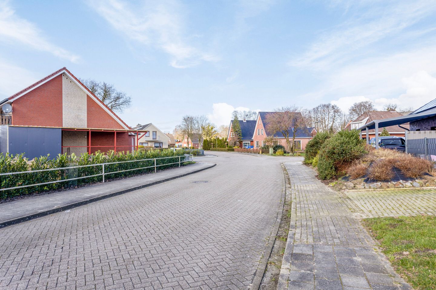 Photo 50 of Heckenweg 11