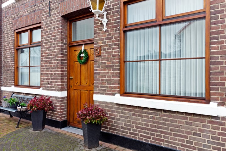 View photo 28 of Weidestraat 9