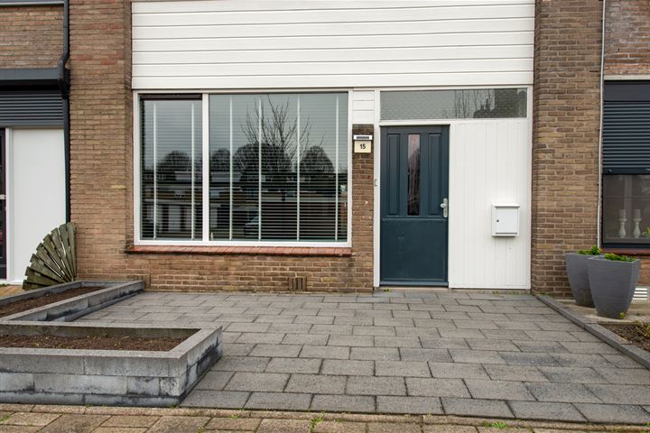 Bekijk foto 35 van Röntgenstraat 15