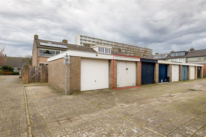 Bekijk foto 40 van Röntgenstraat 15