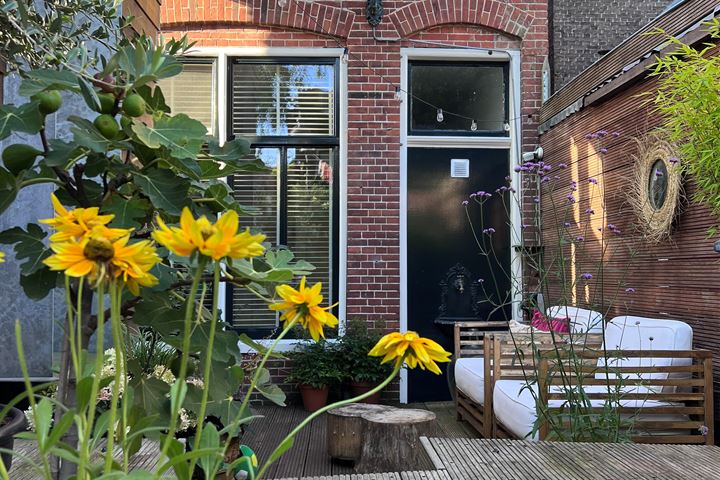 Bekijk foto 39 van Lodewijkstraat 8