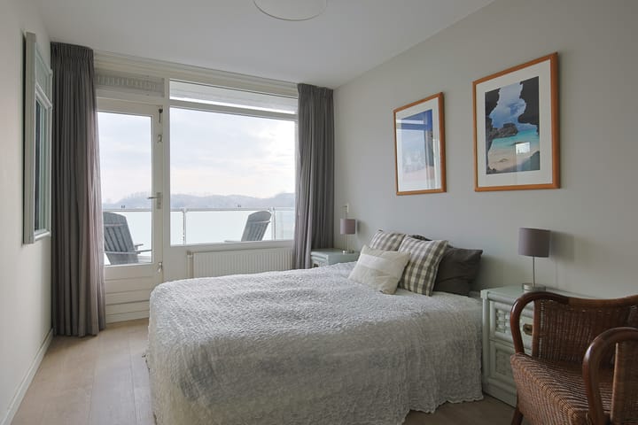 Foto 11 van van Ogtropweg 44