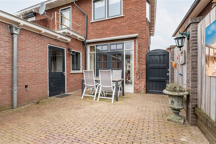 Bekijk foto 39 van Ettensestraat 11