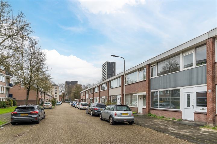 Bekijk foto 18 van Kasteel Twikkelstraat 30