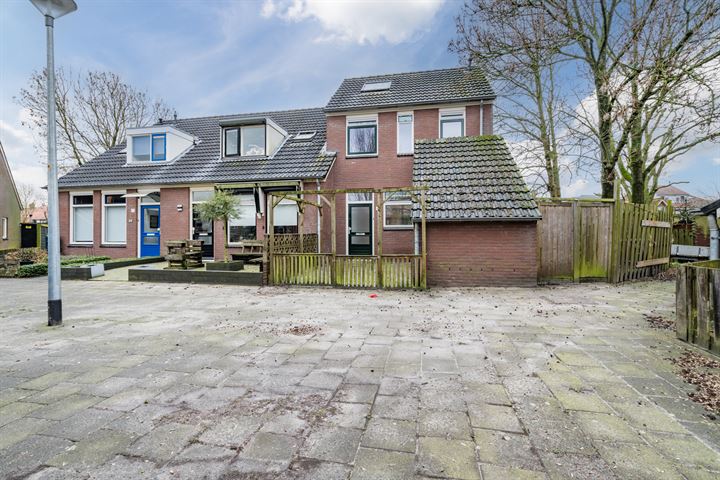 Bekijk foto 31 van Schrassertstraat 44