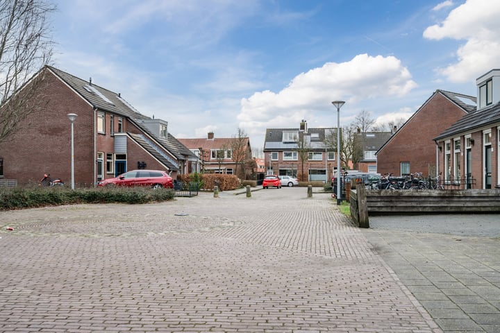 Bekijk foto 32 van Schrassertstraat 44