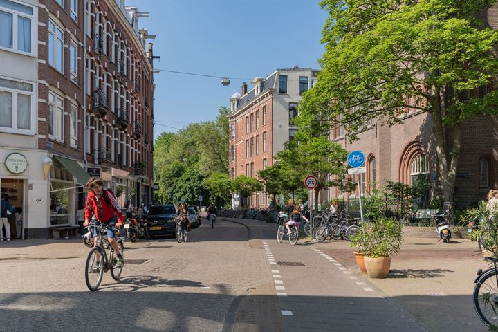 Bekijk foto 34 van Van Ostadestraat 216-2