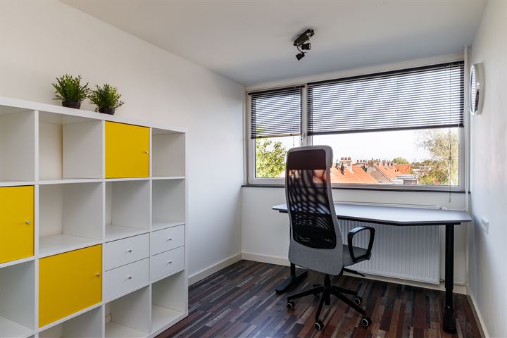 Bekijk foto 17 van Linnaeusstraat 6-BS