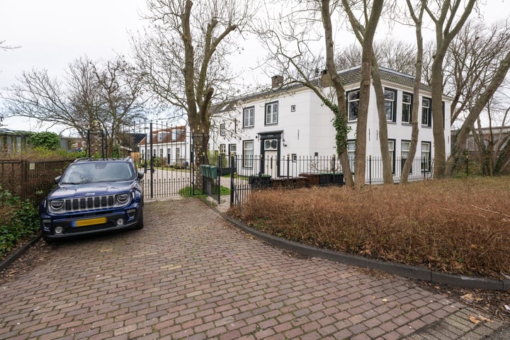 View photo 32 of Zoeterwoudseweg 17