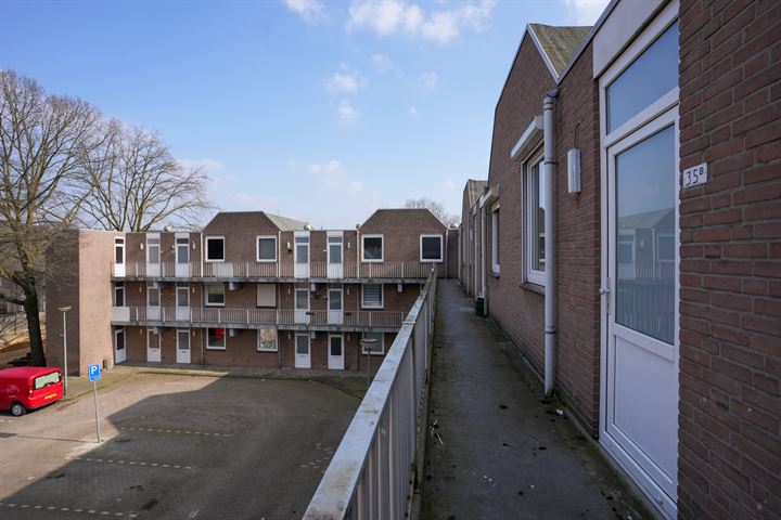 View photo 15 of Torenstraat 35-B