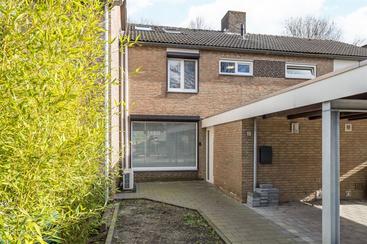 Bekijk foto 32 van Neerbraakstraat 12