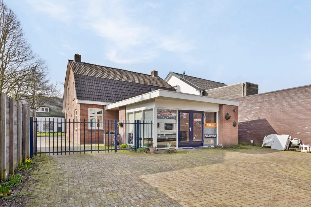 Foto 1 van Gronausestraat 133