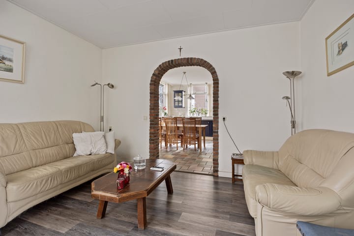 Foto 8 van Gronausestraat 133