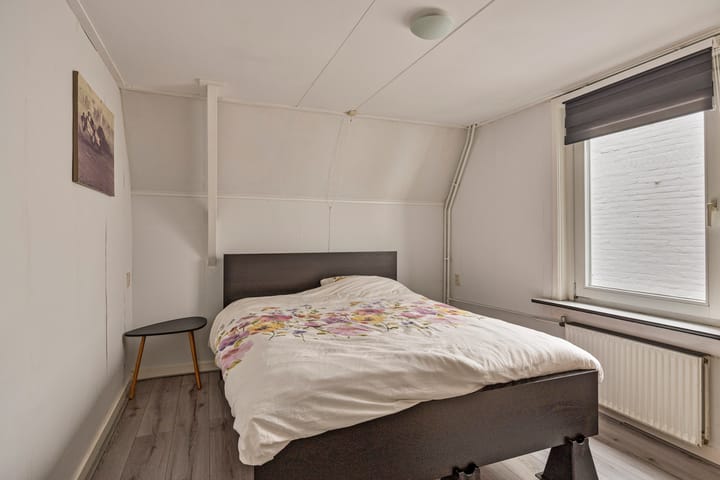 Foto 19 van Gronausestraat 133