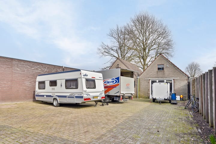 Foto 26 van Gronausestraat 133