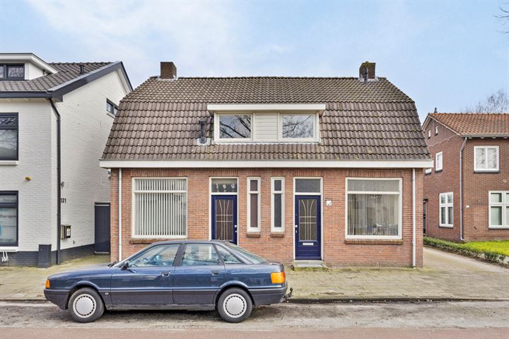 View photo 32 of Gronausestraat 133