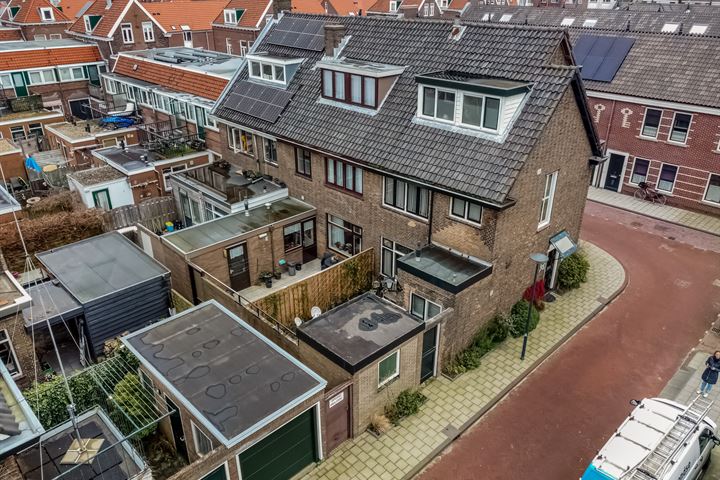 View photo 32 of Anna Paulownastraat 1