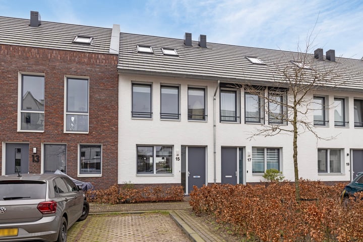 Bekijk foto 34 van Heermoesstraat 15