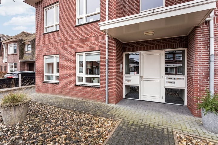 Bekijk foto 4 van Grotestraat 7