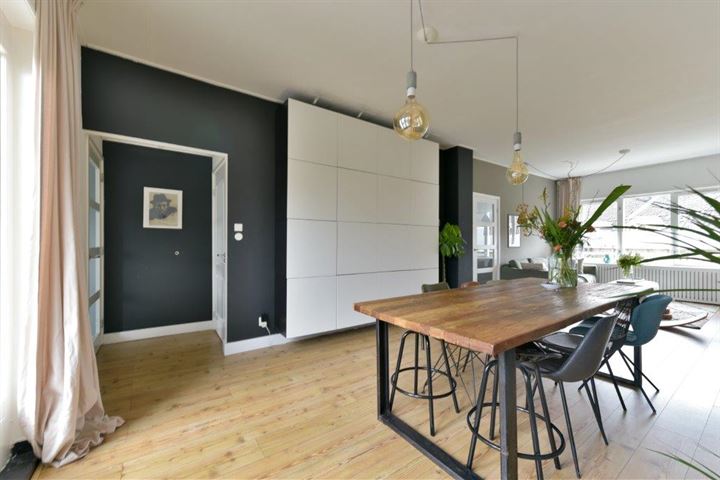 Bekijk foto 16 van Wolvenstraat 62