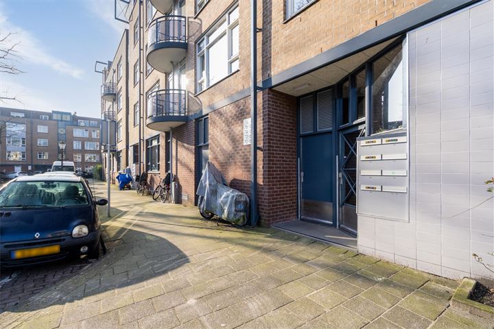 Bekijk foto 34 van Van Swindendwarsstraat 76