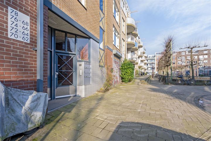 Bekijk foto 37 van Van Swindendwarsstraat 76