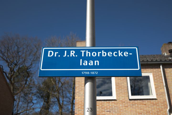 Bekijk foto 5 van Dr. J.R. Thorbeckelaan 123