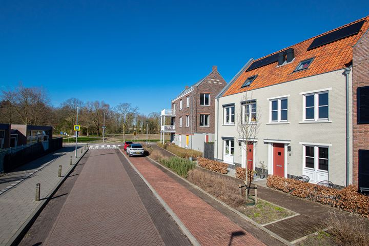 Bekijk foto 54 van Aakstraat 7