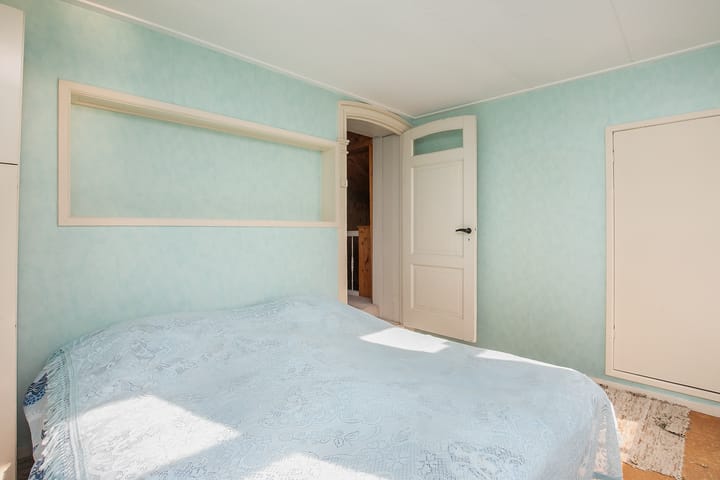 Photo 34 of Tolstraat 8