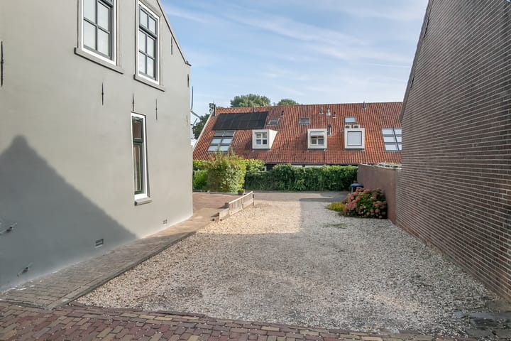 Photo 45 of Tolstraat 8