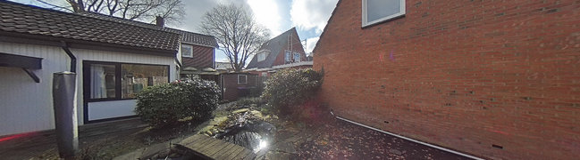 Bekijk 360° foto van Achtertuin van Julianalaan 19-A