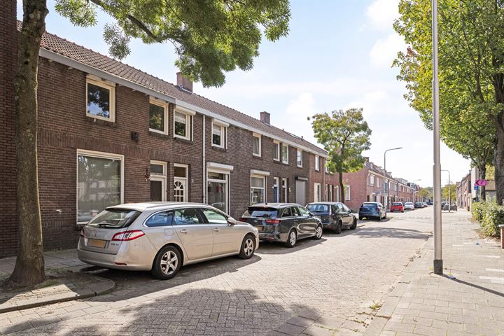 Bekijk foto 1 van Hoogtedwarsstraat 62