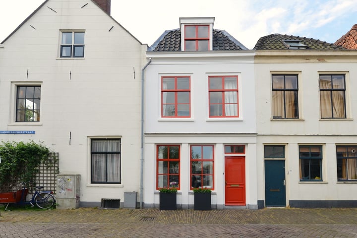 Bekijk foto 3 van Lange Lauwerstraat 25