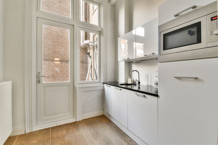 Bekijk foto 16 van Valeriusstraat 92--HUIS