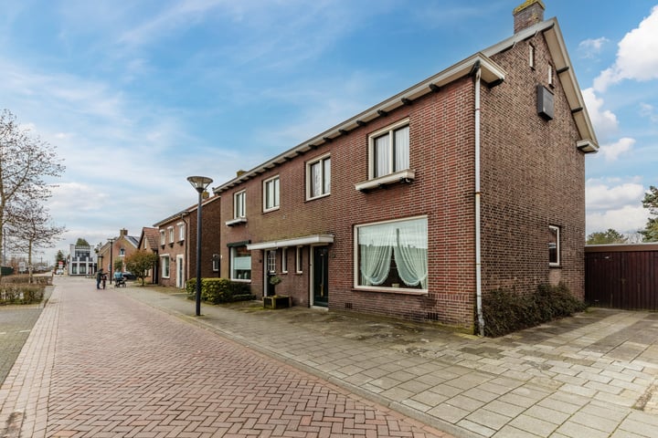 Bekijk foto 41 van Spoorlaan Zuid 19