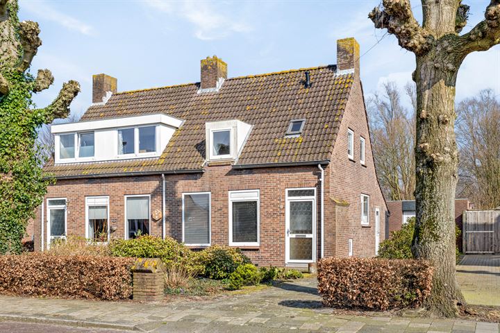 Bekijk foto 4 van Wagenstraat 15