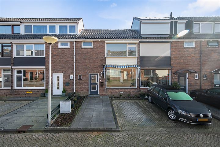 View photo 1 of Geraniumstraat 22